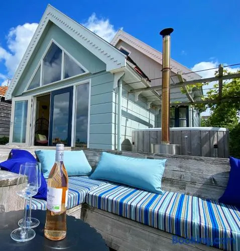Romantic Dutch hideaway - Image 1