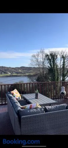 Dinnys Cottage, Free Parking, Bike Hire - Image 1