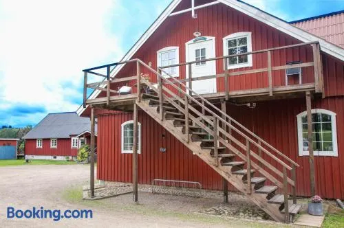 Ängagården - Gårdslyckan - Image 1