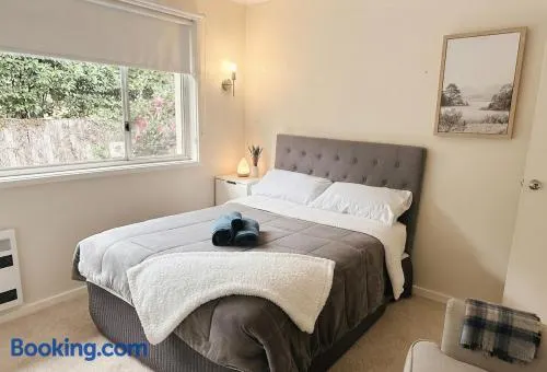 Cozy Curtin Private Guest house - Image 1