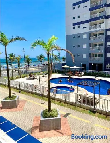 Mongaguá brisas do mar- Apartamento pé na areia - Image 1