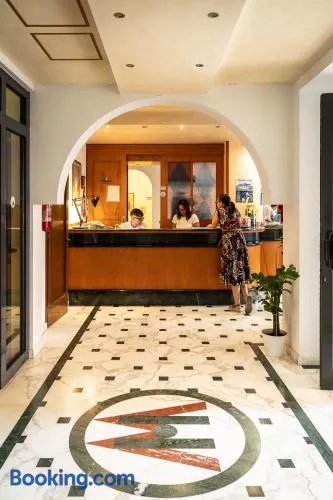 Easy Hotel Meryon - Image 1