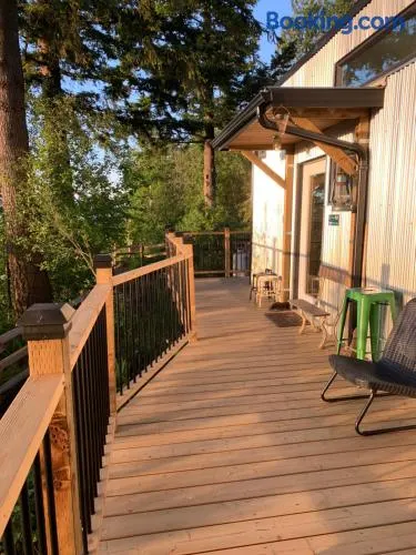 Tiny House Big View - Image 1