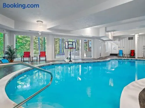 Indoor Pool Sauna Movie Theater Room Bar Sleeps 10 - Image 1