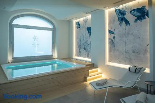 TANIT ROOMS & SPA - Image 1