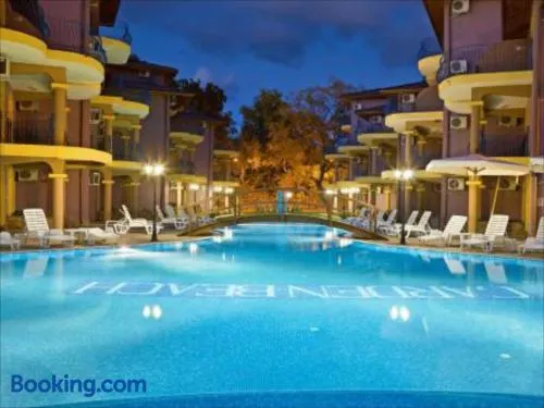 DARI Apartments Garden Beach къмпинг ГРАДИНА - Image 1