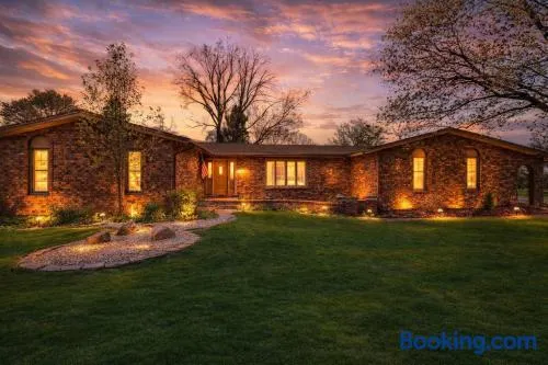 Near Shopping & Dining- The South Bend Bungalow - Image 1