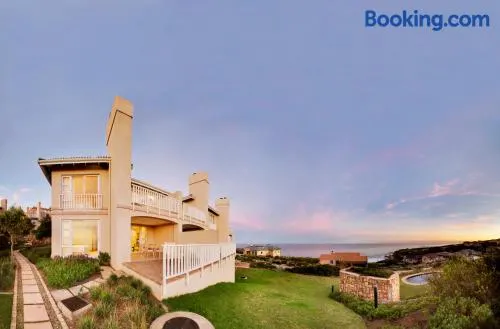 Pinnacle Point Beach & Golf - Penthouse & Villa - Image 1