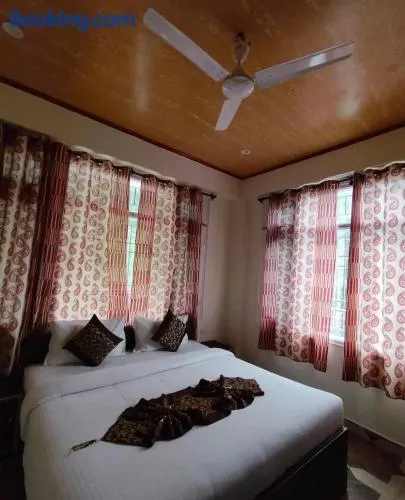 THE PINE STAy - Image 1
