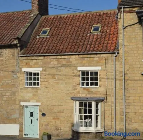 Castlegate Cottage - Image 1