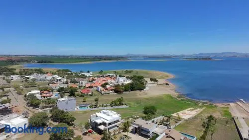 Casa no condomínio Ilha bela em Carlópolis - Image 1