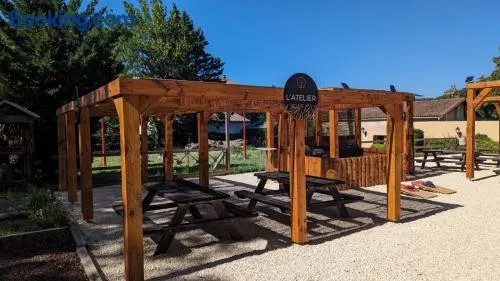 Camping Le Village Des Sources - Image 1