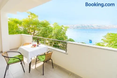 Babara beautiful setting right on beach with modern facilities - Image 1