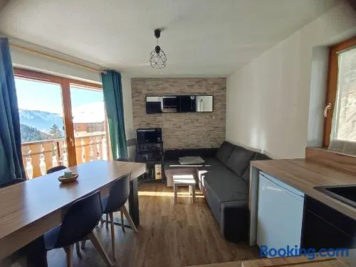 Appartement Portes du Soleil à Le Biot avec ménage et WIFI inclus - Image 1