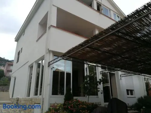 Guest House Mudresa - Image 1