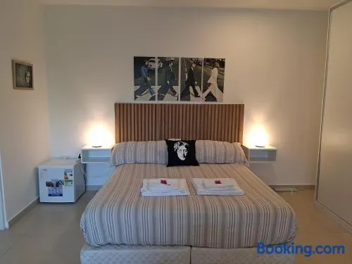 LENNON SUITE remis free Ezeiza - Image 1