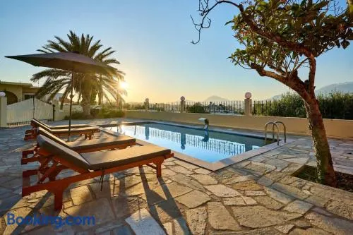 Creta Leisure Escape Private Pool & Garden Oasis - Image 1