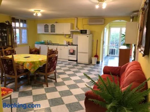 Aranycsillag Apartman - Image 1