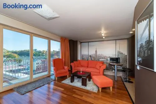 Panoramic city centre apartment by Polo Apartments - Image 1