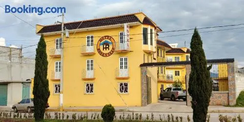 Hotel Roseville - Image 1