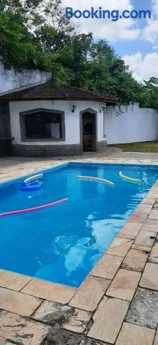 Chácara c piscina e churrasqueira em sta isabel - Image 1