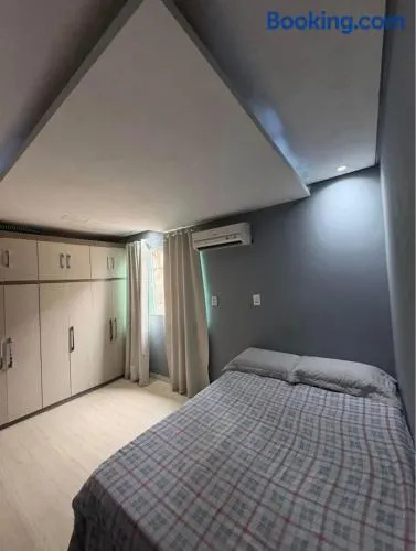 Quarto Privado Próximo as Praias de Itajaí - Image 1