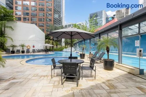 Prédio c/ piscina aquecida e academia a 260m do Shopping Vila Olímpia VIOs - Image 1