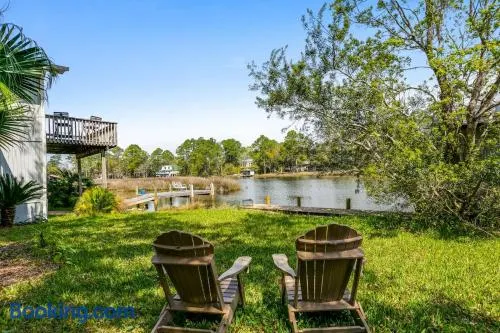 Lone Palm on the Bayou - Image 1