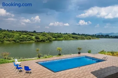 SaffronStays Rose Vineyard by the Lake, Nashik - Image 1