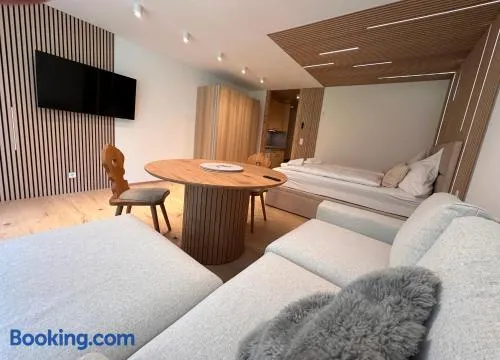 Grubhof Schlosspark, Apartment mit Indoor Pool und Garten - Image 1