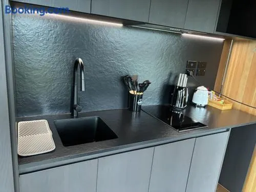 Parkside Place - Image 1