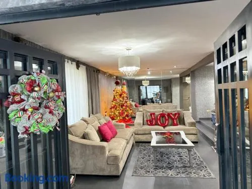 Residencia en Apodaca Nuevo León - Image 1