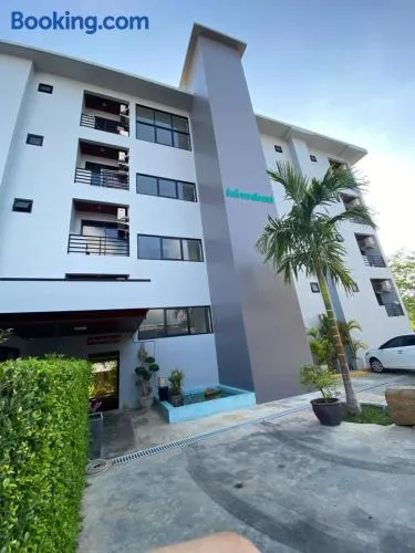 Tha-ruea Residence - Image 1