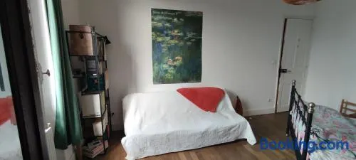 Chambre dans maison chaleureuse - Image 1