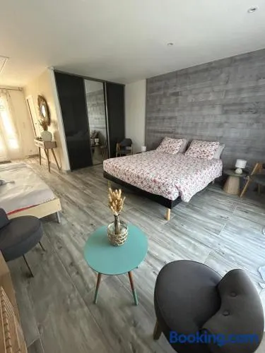 La Petite Mer - Image 1