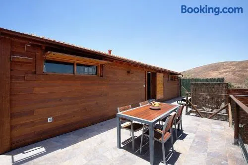 Maison de vacances avec internet haut débit, terrasse et barbecue | Vue montagne - Image 1