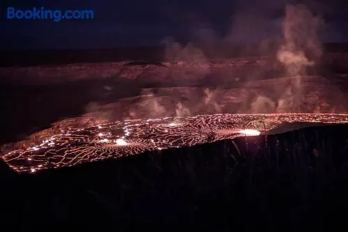 Breezy Home 4 Mi to Volcanoes Natl Park - Image 1