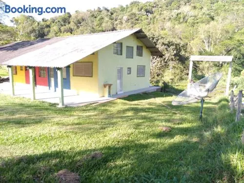 Celeiro Verde - Image 1