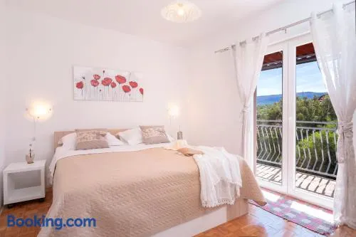 Apartment Katarina Vrboska - Image 1