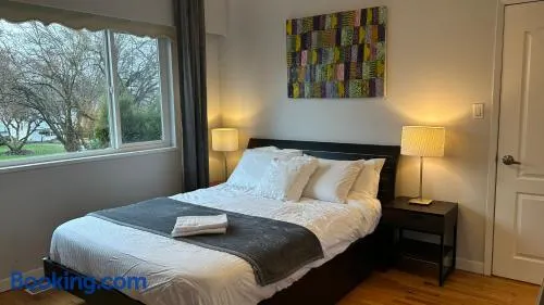 Kerrisdale private room - Image 1