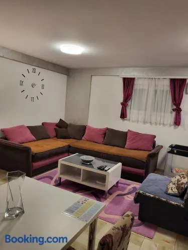 J&B LUX Apartment - Image 1