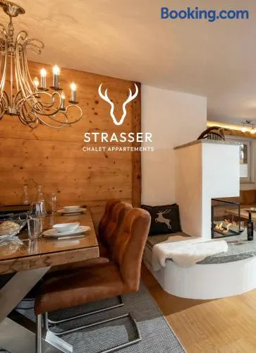 Luxus Ferienwohnung Almhütte - Image 1