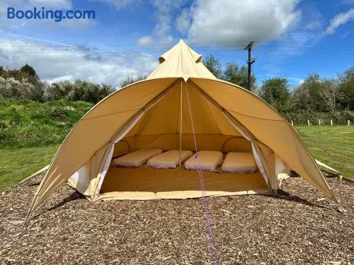 Lakeside Glamping Kingfisher - Image 1