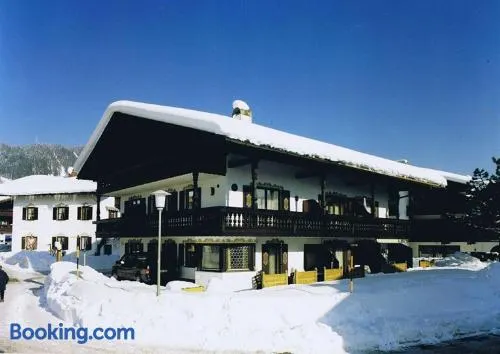 Appartement de vacances adapté aux familles avec terrasse | Vue montagne - Image 1