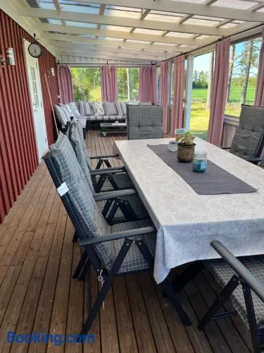 Värmlandsnäs Valdersrud Stenröse - Image 1