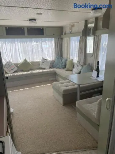 Hollie’s Hemsby holidays - static caravan - Image 1
