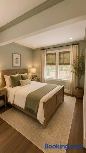 Evergreen House Bed and Breakfast - Image 1