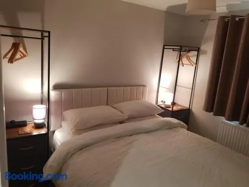 Beechcroft 2 bed part house - Image 1
