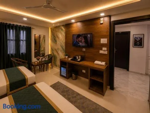 Hotel Bellamontan Suites Near Delhi Airport - Free Airport Pickup & Drop - Image 1