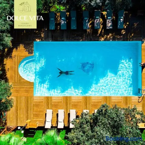 Dolce Vita Luxury Bungalows - Image 1